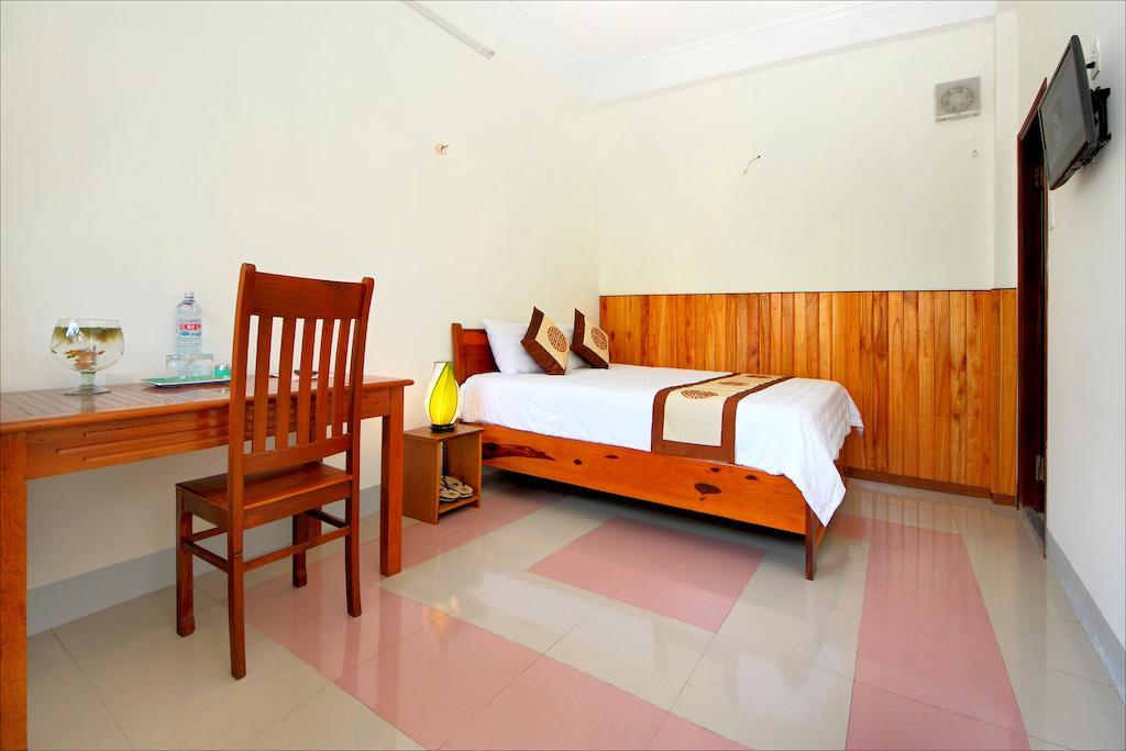 Thao Nguyen Phat Homestay Хойан Экстерьер фото